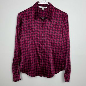 Vintage Petite Sophisticate 100% Silk Houndstooth Blouse - in EUC